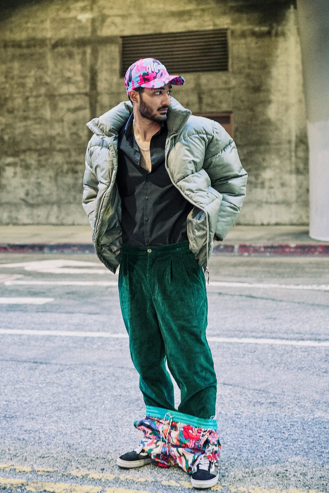 Sage puffer on the street