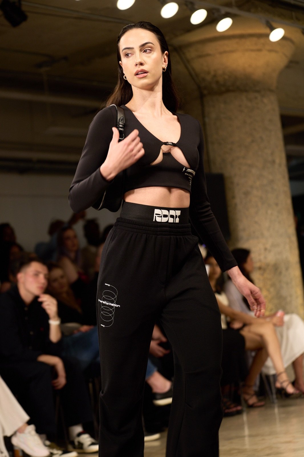 Black crop top, close